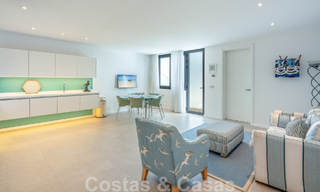 Spacieuse villa architecturale à vendre avec vue spectaculaire sur la mer dans une communauté privée de Benahavis - Marbella 52157 