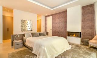 Spacieuse villa architecturale à vendre avec vue spectaculaire sur la mer dans une communauté privée de Benahavis - Marbella 52183 