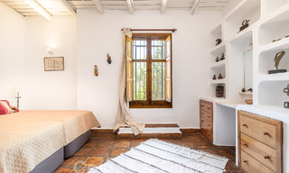 Propriété rustique traditionnelle à vendre sur un grand terrain de plus de 17 000 m² à la périphérie du village dans la zone exclusive de Benahavis 55776 