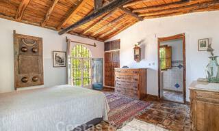 Propriété rustique traditionnelle à vendre sur un grand terrain de plus de 17 000 m² à la périphérie du village dans la zone exclusive de Benahavis 55778 
