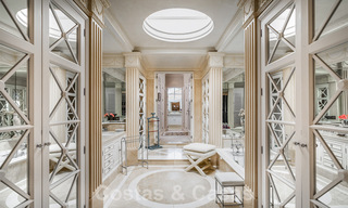 Propriété andalouse de style, à couper le souffle, à vendre, au bord du golf à Altos de Valderrama, Sotogrande 39974 