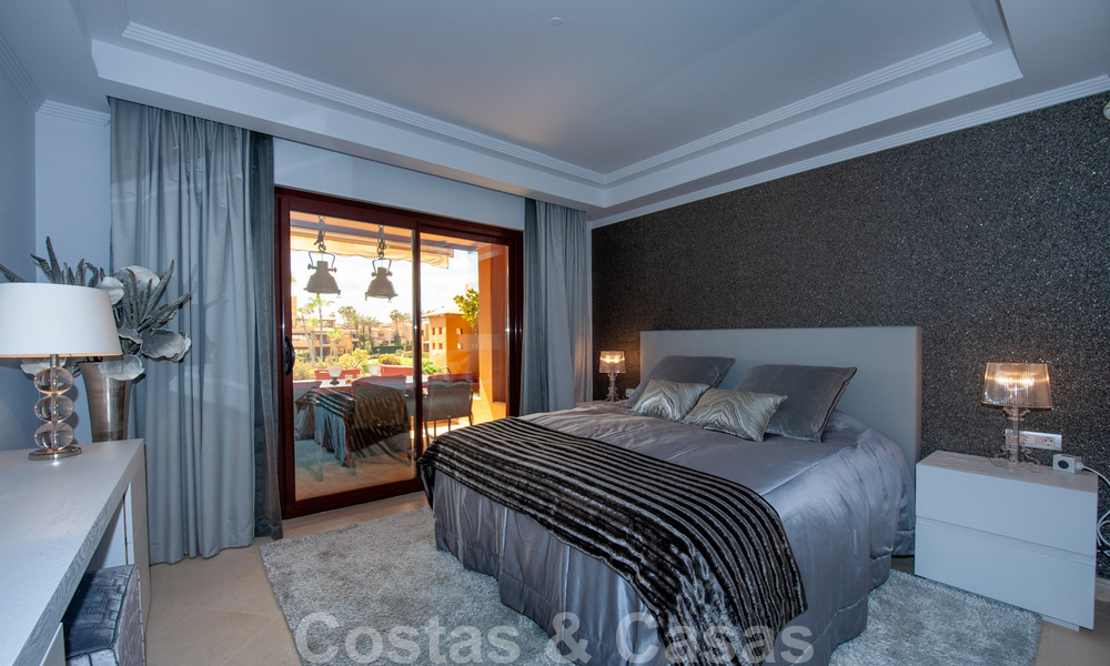 Spacieux appartement de luxe à vendre avec vue sur la mer, dans un complexe en première ligne de plage sur le nouveau Golden Mile entre Marbella et Estepona 39994
