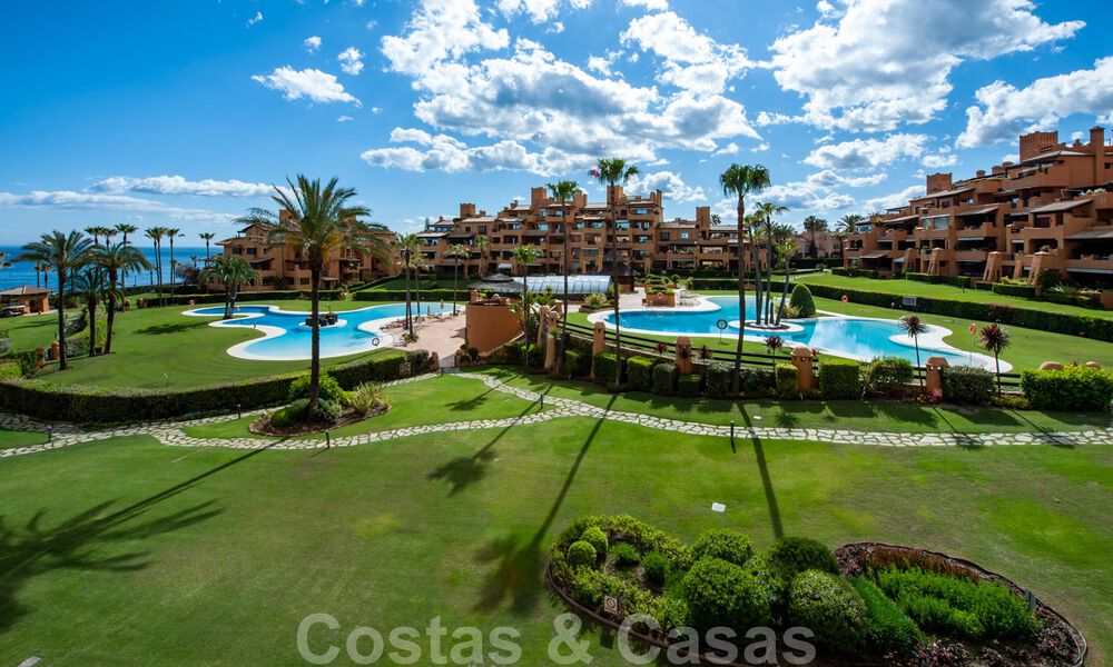 Los Granados del Mar : appartements et penthouses exclusifs en bord de la plage, à vendre, au nouveau Golden Mile entre Marbella et Estepona 40063