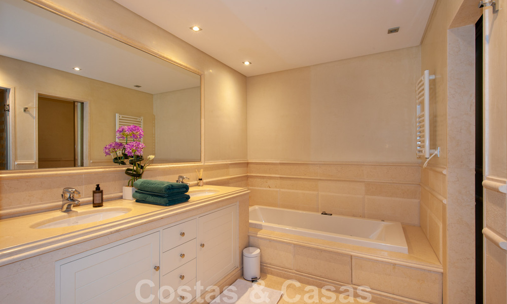Los Granados del Mar : appartements et penthouses exclusifs en bord de la plage, à vendre, au nouveau Golden Mile entre Marbella et Estepona 40073