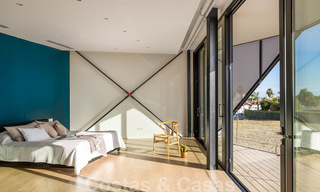 Villa unique, ultramoderne, à rotation intelligente à 360°, à vendre sur le nouveau Golden Mile entre Marbella et Estepona 40213 