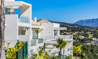 Appartements neufs de luxe andalou, prêts à emménager, modernes, à vendre avec vue sur la mer à Benahavís - Marbella 40251 