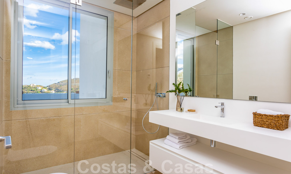 Appartements neufs de luxe andalou, prêts à emménager, modernes, à vendre avec vue sur la mer à Benahavís - Marbella 40283