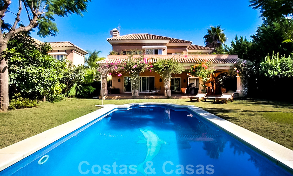 Villa de luxe traditionnelle et méditerranéenne dans la vallée du golf de Nueva Andalucia - Marbella 40298