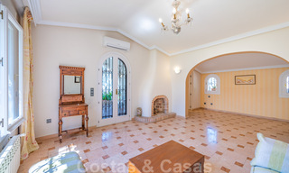 Méditerranée, bungalow - villa à vendre avec un bel étang sur le Golden Mile, Marbella 40322 