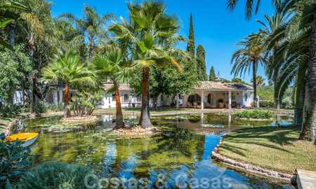 Méditerranée, bungalow - villa à vendre avec un bel étang sur le Golden Mile, Marbella 40339