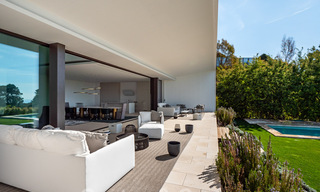 Villa de luxe hypermoderne et architecturale à vendre dans une urbanisation exclusive à Marbella - Benahavis 40394 