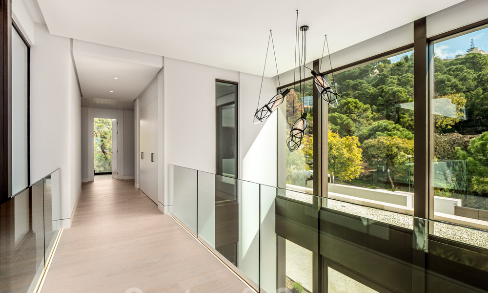 Villa de luxe hypermoderne et architecturale à vendre dans une urbanisation exclusive à Marbella - Benahavis 40405