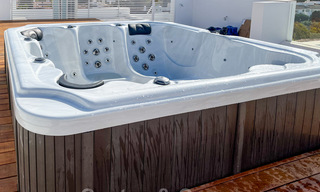 Luxueuses villas de construction neuve à vendre, avec vue sur la mer, dans une communauté fermée, sur le Golden Mile de Marbella 41135 