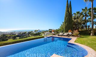 Charmante villa de luxe espagnole à vendre, en première ligne de golf avec vue panoramique sur le terrain à Marbella - Benahavis 40869 