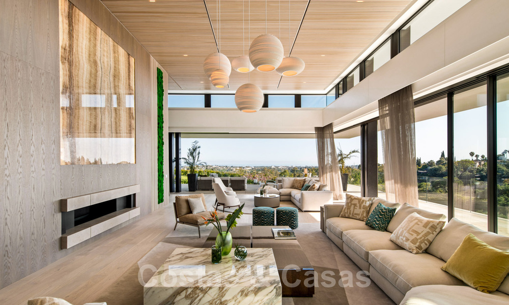 Spacieuse villa moderne à vendre avec vue spectaculaire sur la mer dans une communauté fermée à Benahavis - Marbella 40703