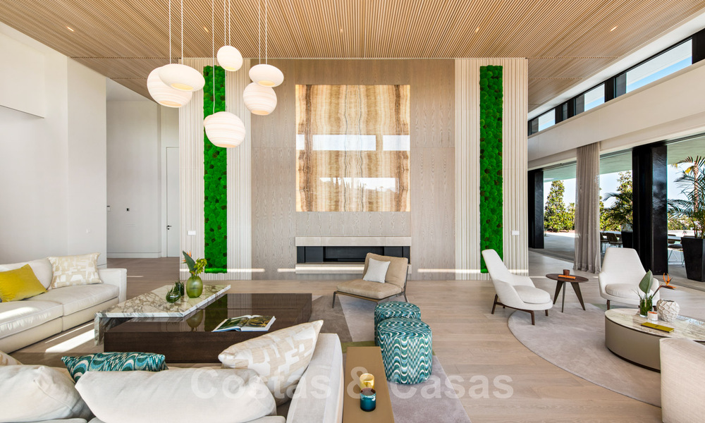Spacieuse villa moderne à vendre avec vue spectaculaire sur la mer dans une communauté fermée à Benahavis - Marbella 40705