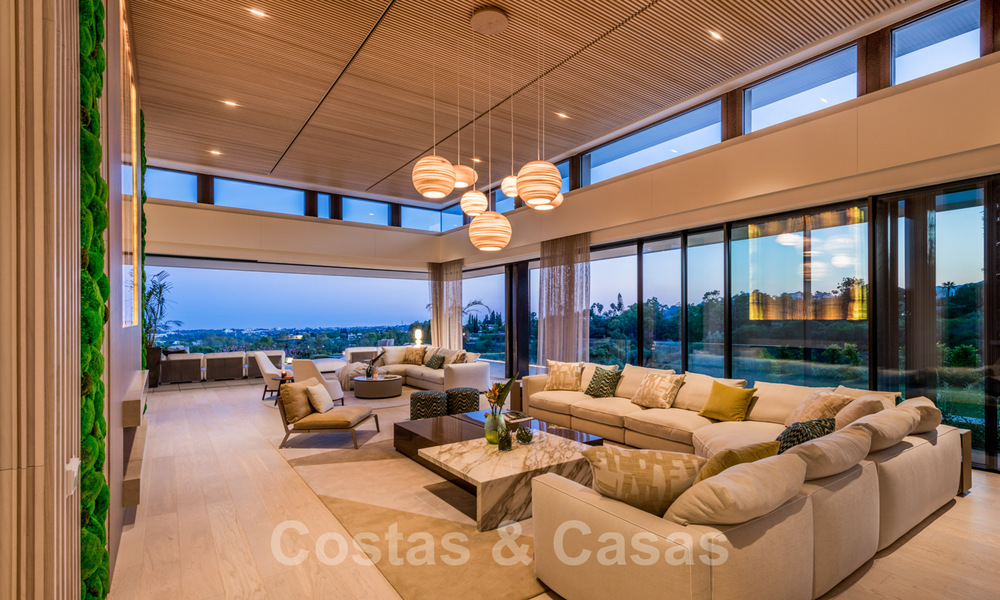 Spacieuse villa moderne à vendre avec vue spectaculaire sur la mer dans une communauté fermée à Benahavis - Marbella 40763
