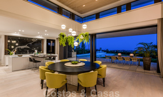 Spacieuse villa moderne à vendre avec vue spectaculaire sur la mer dans une communauté fermée à Benahavis - Marbella 40771 