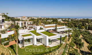 Spacieuse villa moderne à vendre avec vue spectaculaire sur la mer dans une communauté fermée à Benahavis - Marbella 40781 