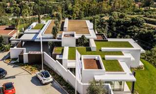Spacieuse villa moderne à vendre avec vue spectaculaire sur la mer dans une communauté fermée à Benahavis - Marbella 40782 