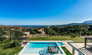 Vente d'une villa de luxe avec vue panoramique sur la mer dans un prestigieux complexe de golf à Benahavis - Marbella 40954 