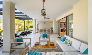 Villa contemporaine, méditerranéenne, de luxe à vendre dans la vallée du golf de Nueva Andalucia, Marbella 40985 