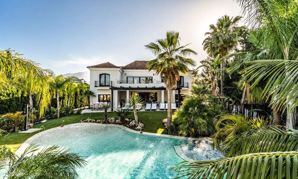 Villa contemporaine, méditerranéenne, de luxe à vendre dans la vallée du golf de Nueva Andalucia, Marbella 40986