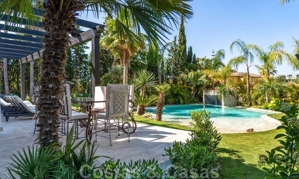 Villa contemporaine, méditerranéenne, de luxe à vendre dans la vallée du golf de Nueva Andalucia, Marbella 40991