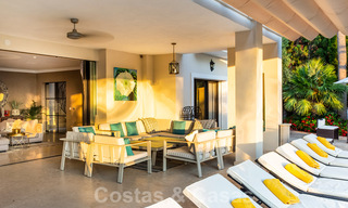 Villa contemporaine, méditerranéenne, de luxe à vendre dans la vallée du golf de Nueva Andalucia, Marbella 40996 