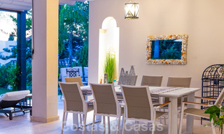 Villa contemporaine, méditerranéenne, de luxe à vendre dans la vallée du golf de Nueva Andalucia, Marbella 40999 
