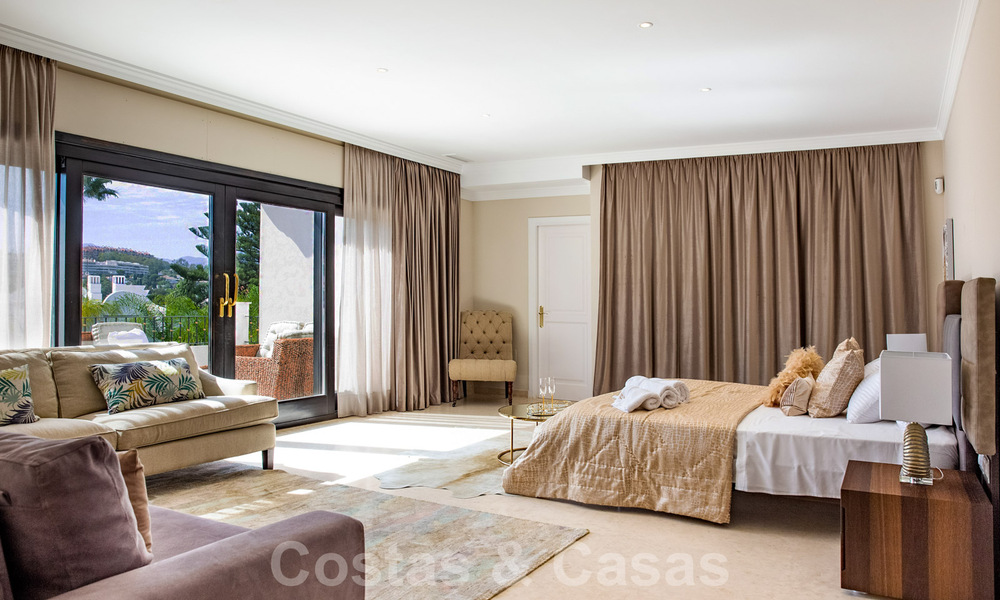Villa contemporaine, méditerranéenne, de luxe à vendre dans la vallée du golf de Nueva Andalucia, Marbella 41013