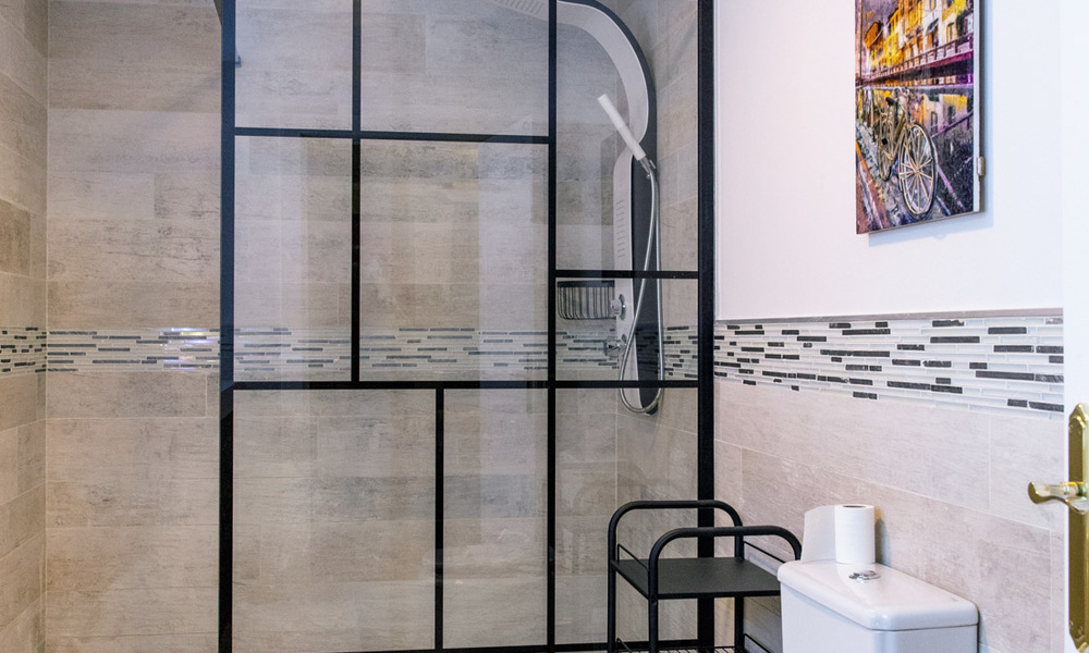 Villa contemporaine, méditerranéenne, de luxe à vendre dans la vallée du golf de Nueva Andalucia, Marbella 41024