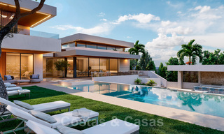 Terrain+projet villa à vendre avec vue sur les montagnes et golf dans la vallée de Nueva Andalucia, Marbella 41189 