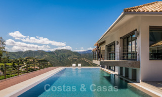 Villa de luxe moderne à vendre avec un intérieur design, dans le complexe exclusif La Zagaleta Golf, Benahavis - Marbella 41234 