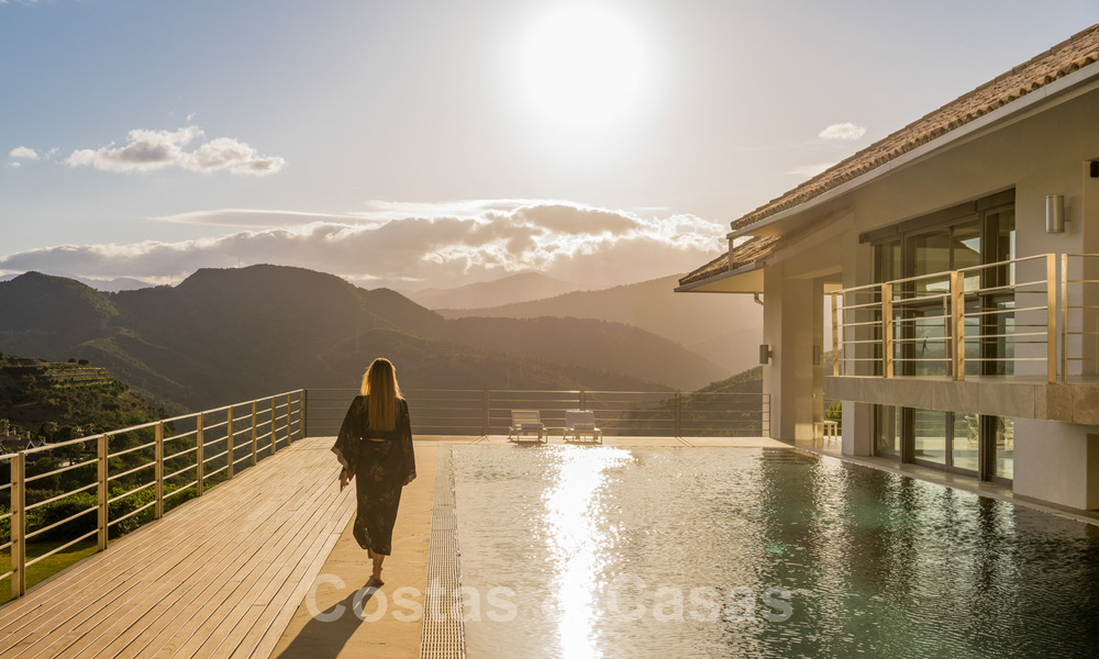 Villa de luxe moderne à vendre avec un intérieur design, dans le complexe exclusif La Zagaleta Golf, Benahavis - Marbella 41255