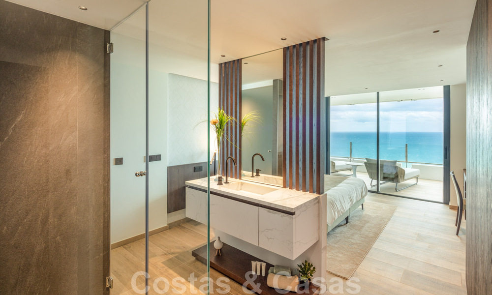 Appartement de luxe contemporain et moderne à vendre avec vue panoramique sur la mer à Rio Real, Marbella 41276