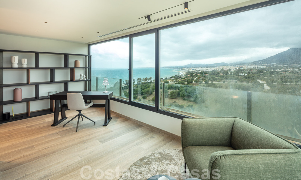 Appartement de luxe contemporain et moderne à vendre avec vue panoramique sur la mer à Rio Real, Marbella 41286