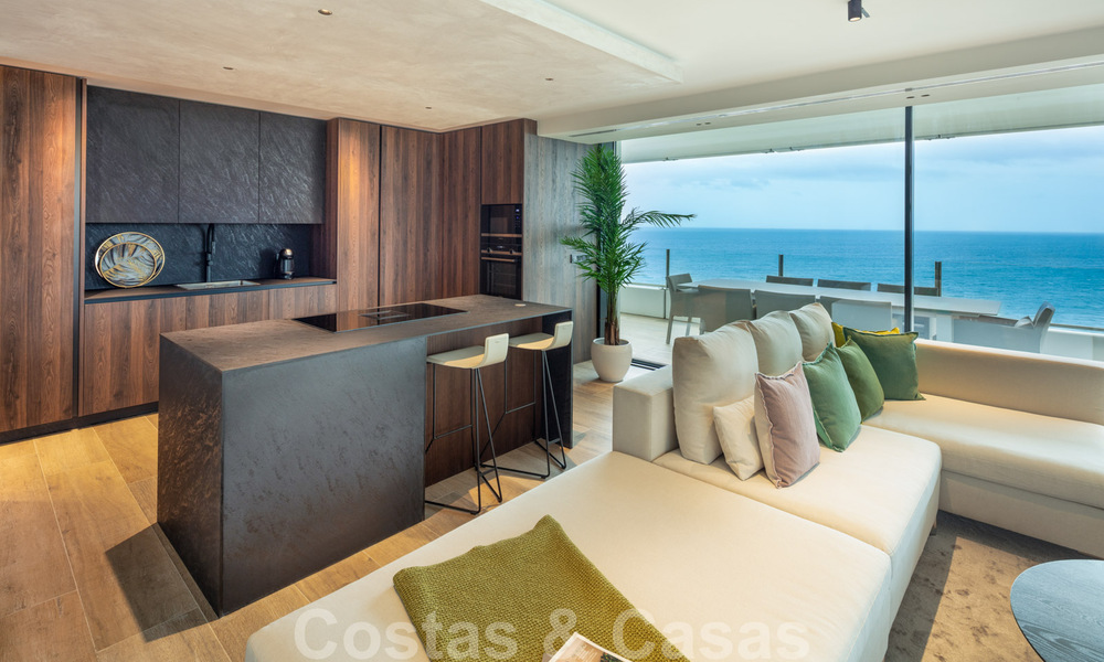 Appartement de luxe contemporain et moderne à vendre avec vue panoramique sur la mer à Rio Real, Marbella 41289