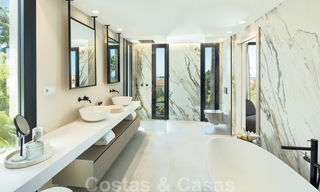 Villa contemporaine de luxe à vendre avec vue panoramique sur la mer et la montagne La Concha, sur la Golden Mile de Marbella 41310 