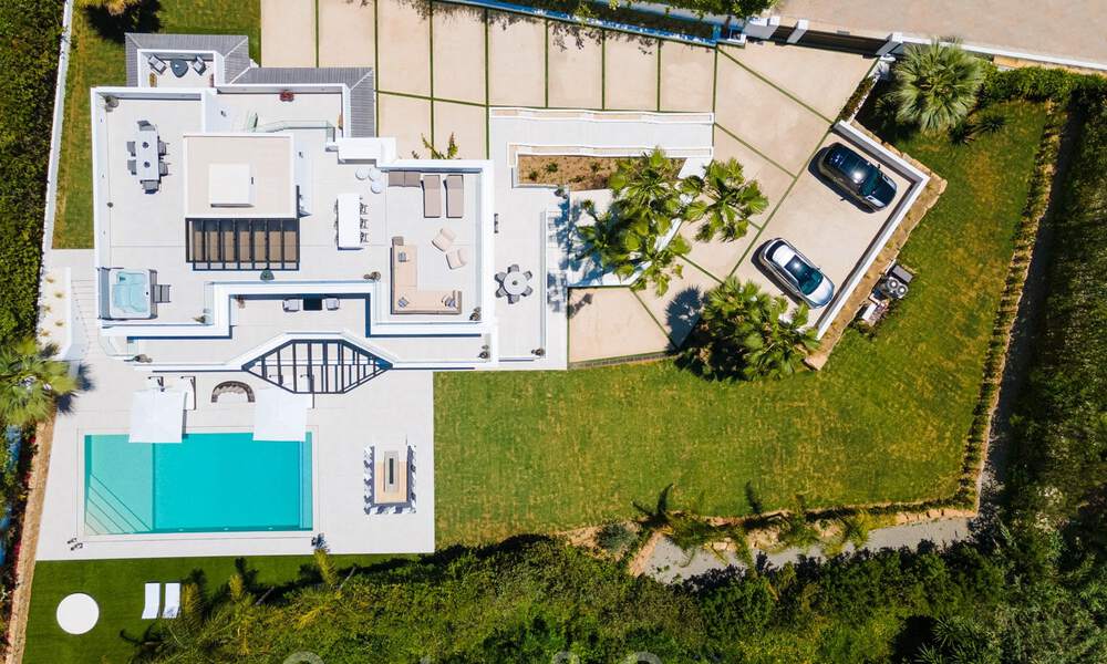 Villa contemporaine de luxe à vendre avec vue panoramique sur la mer et la montagne La Concha, sur la Golden Mile de Marbella 41318