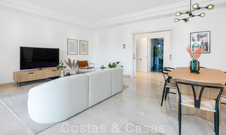 Appartement moderne et rénové à vendre avec une grande terrasse à Nueva Andalucia, Marbella 41346 