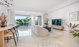 Appartement moderne et rénové à vendre avec une grande terrasse à Nueva Andalucia, Marbella 41353 