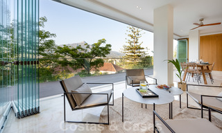 Appartement moderne et rénové à vendre avec une grande terrasse à Nueva Andalucia, Marbella 41358 