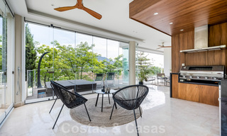 Appartement moderne et rénové à vendre avec une grande terrasse à Nueva Andalucia, Marbella 41360 