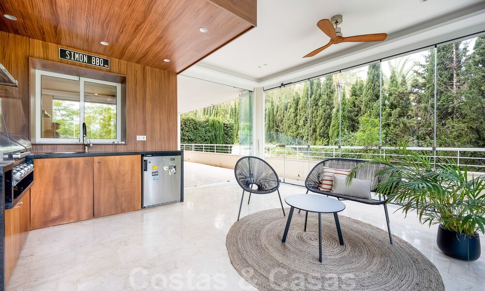 Appartement moderne et rénové à vendre avec une grande terrasse à Nueva Andalucia, Marbella 41361