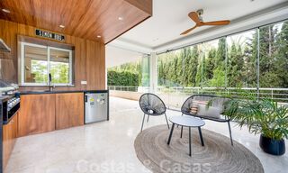 Appartement moderne et rénové à vendre avec une grande terrasse à Nueva Andalucia, Marbella 41361 
