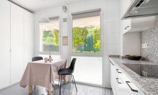 Appartement moderne et rénové à vendre avec une grande terrasse à Nueva Andalucia, Marbella 41364 