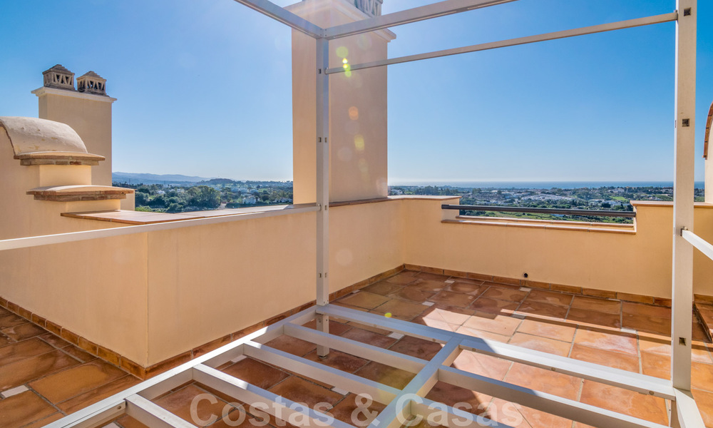 Luxueux penthouse en duplex à vendre avec vue panoramique sur la mer à Benahavis – Marbella 41429