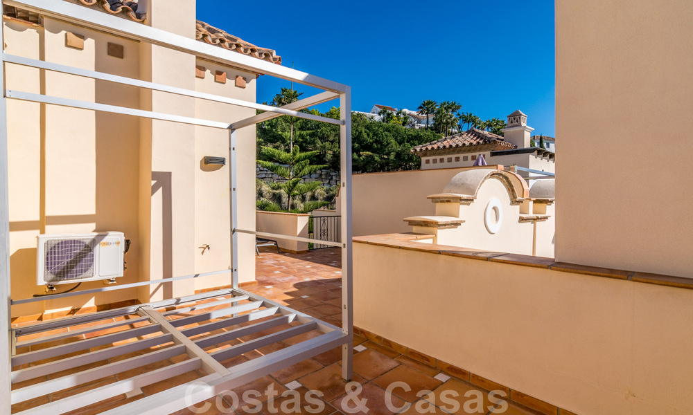 Luxueux penthouse en duplex à vendre avec vue panoramique sur la mer à Benahavis – Marbella 41431