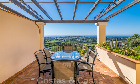 Luxueux penthouse en duplex à vendre avec vue panoramique sur la mer à Benahavis – Marbella 41458